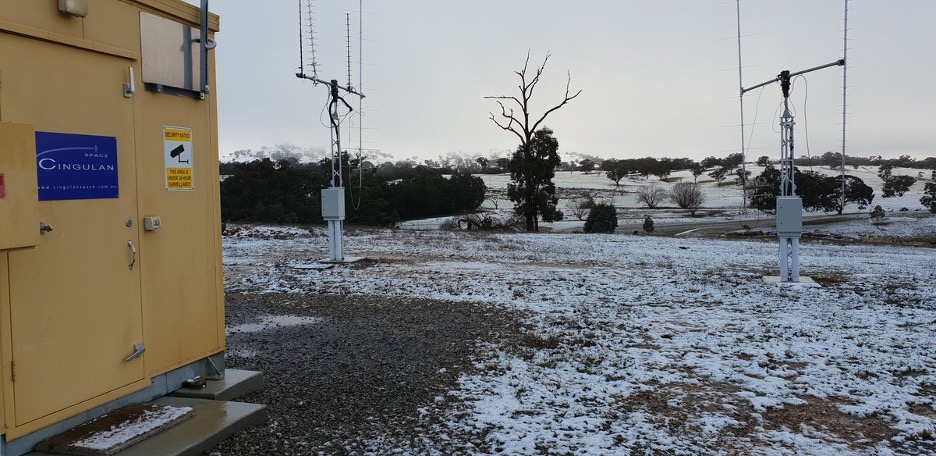 Snow at tracking station